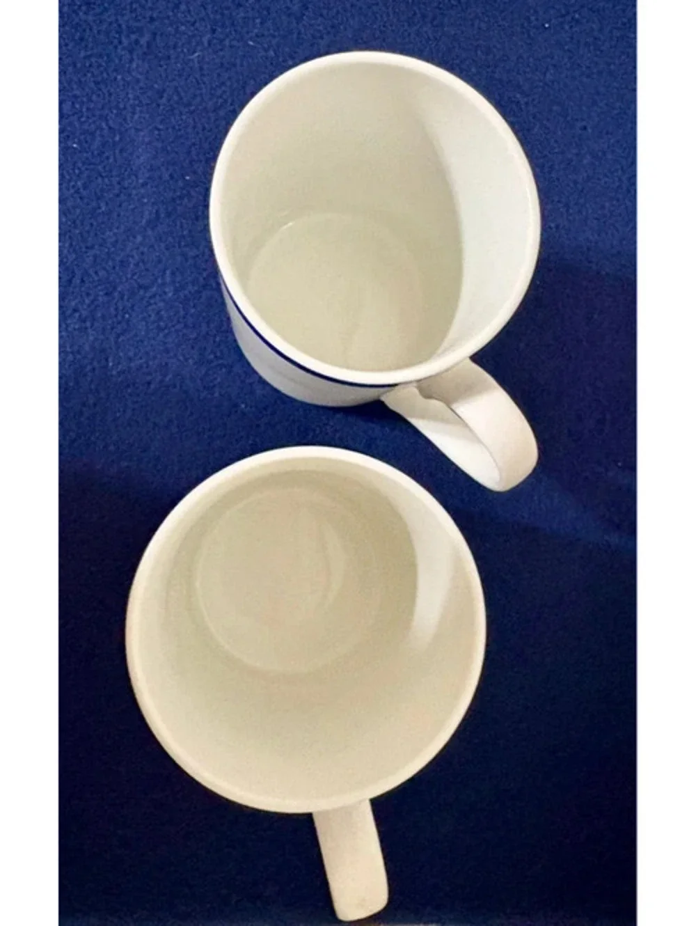 2 Coffee Mugs Gorham Blue Bistro Stripe White Stoneware Classic Cobalt Navy Edge
